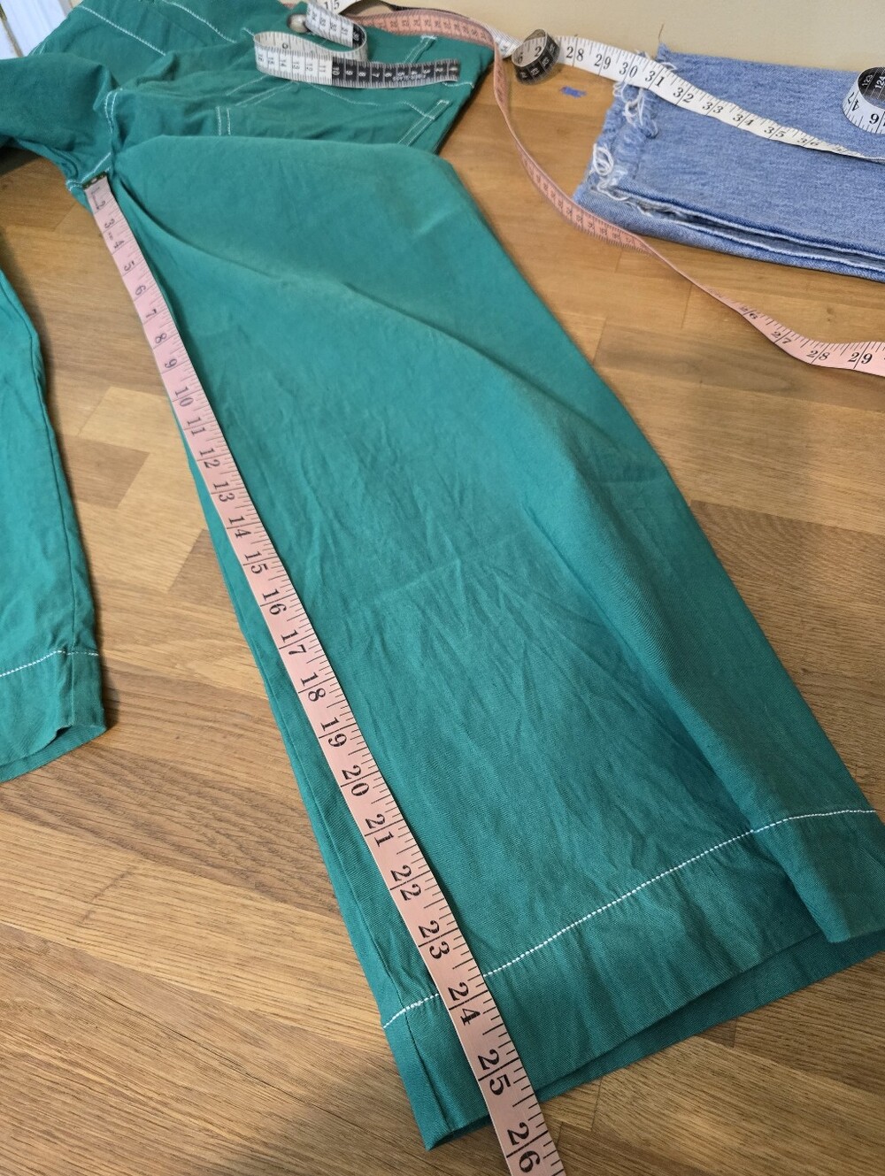 Maeve The Colette Crop Wide-Leg Pants: Contrast-Stitch Edition 25 Magic Fabric - Picture 12 of 13